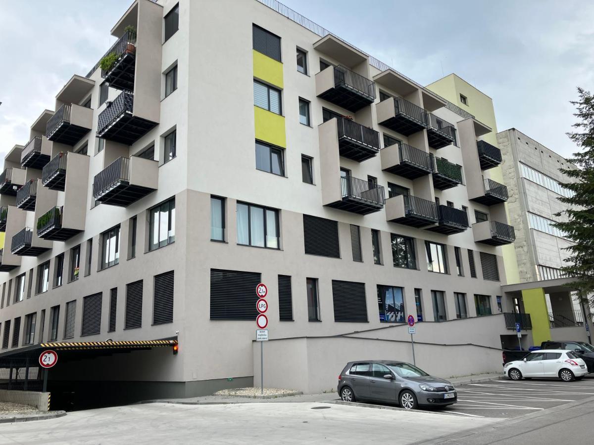 Deluxe Apartment Trenčín Zewnętrze zdjęcie